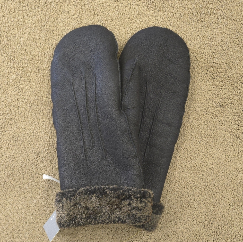 Black Lambskin Shearling Mittens